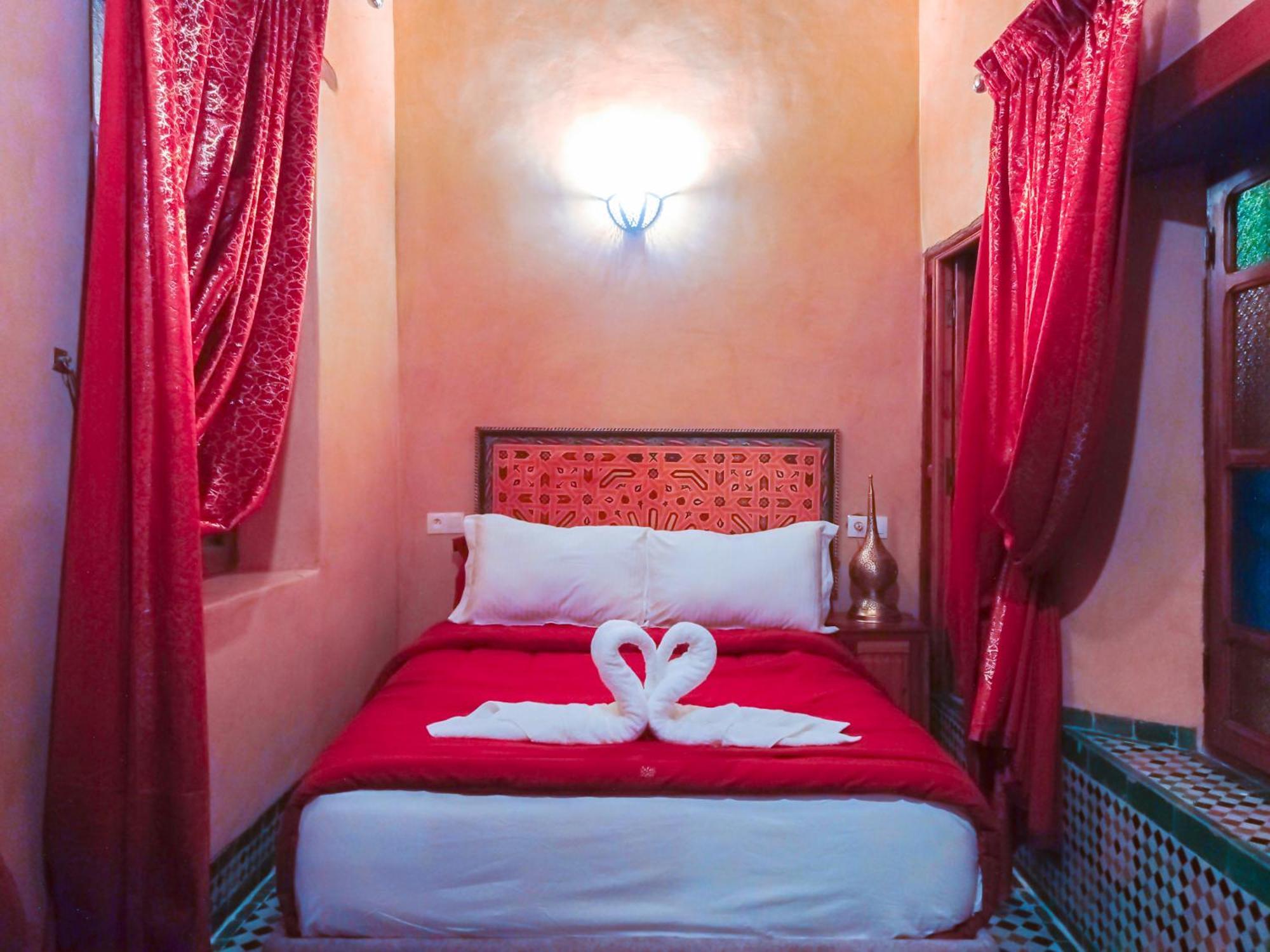 Riad Dar Lalj Фес Екстериор снимка
